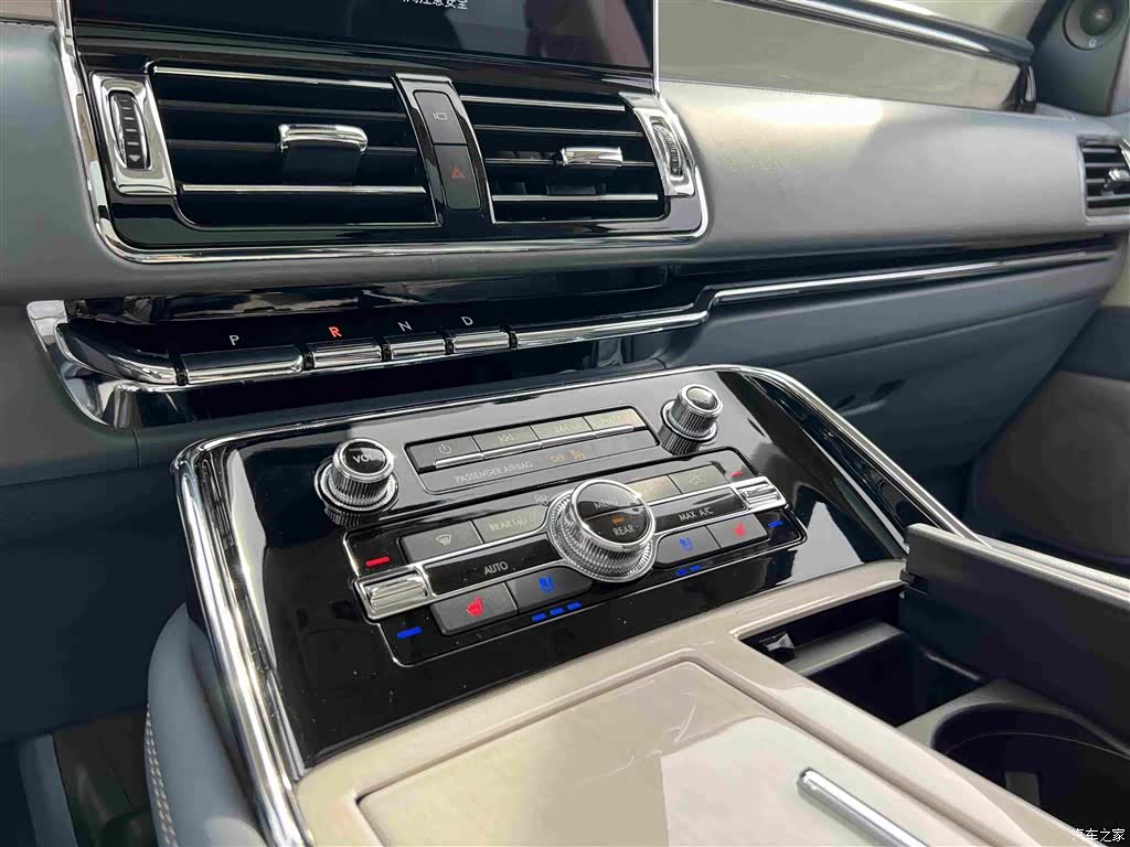 Lincoln Navigator, 2019 22