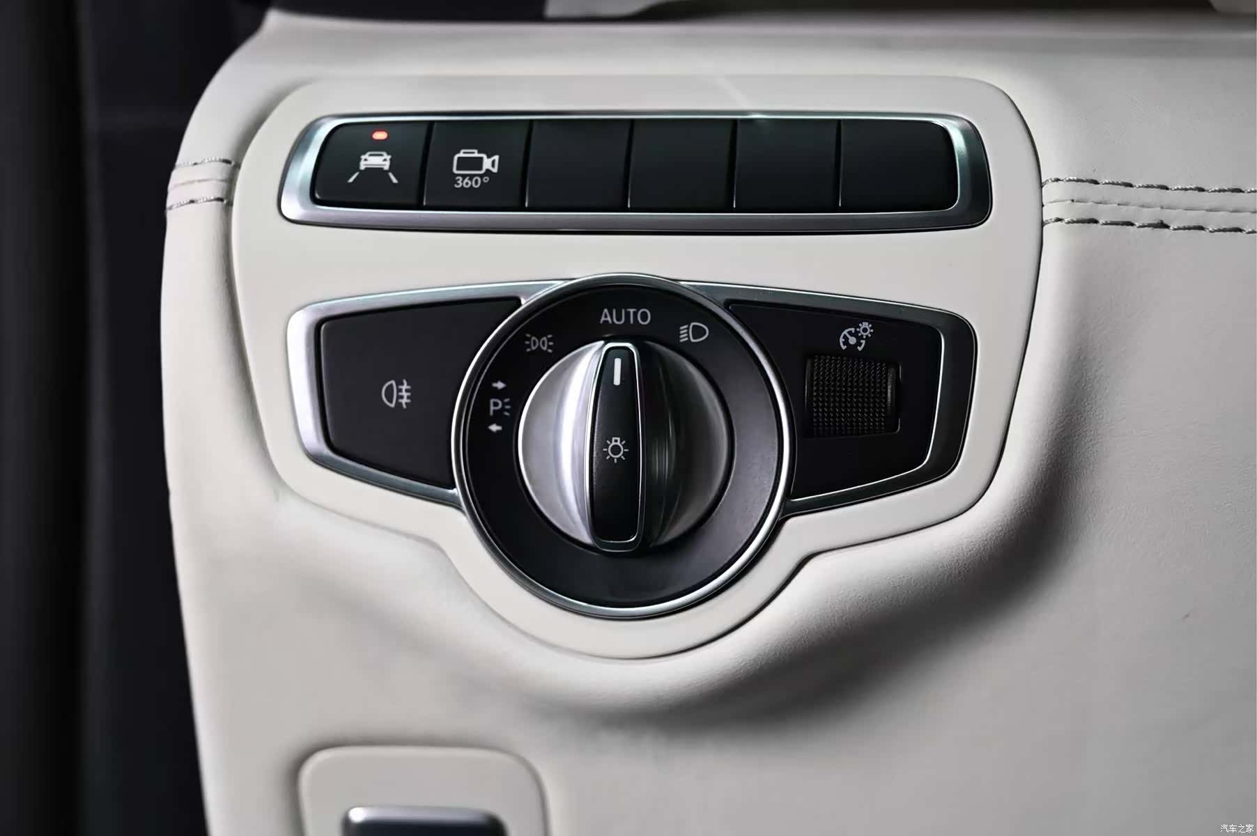 Mercedes-Benz V-Class, 2020 18