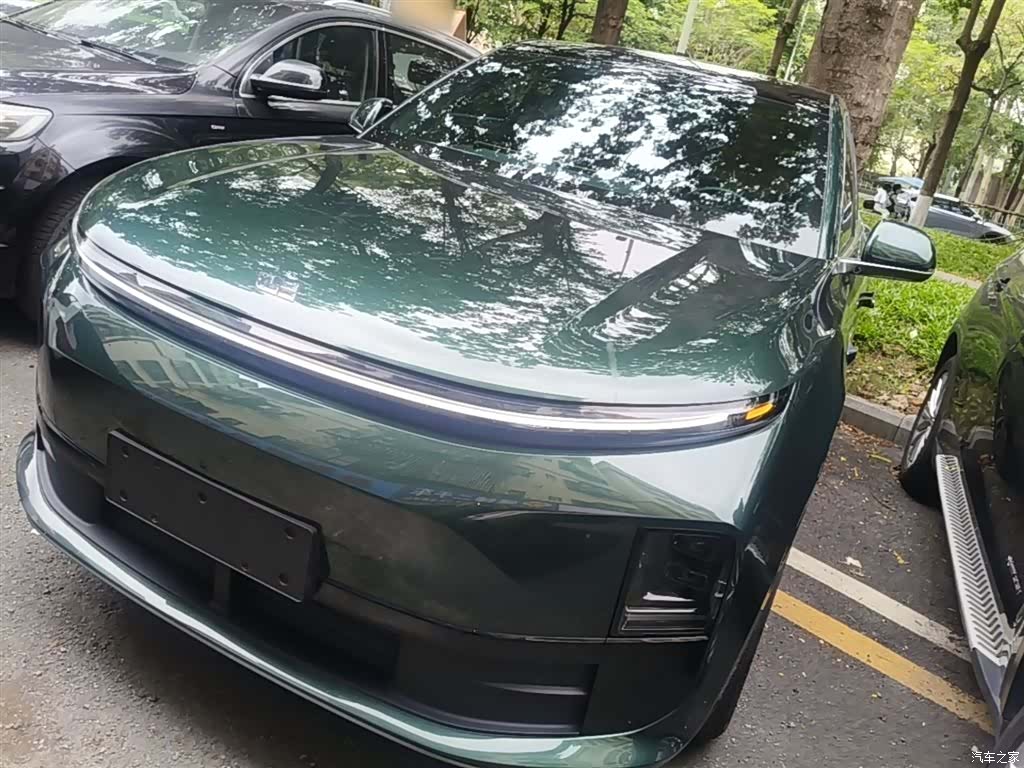 Li Auto L6, 2025 1