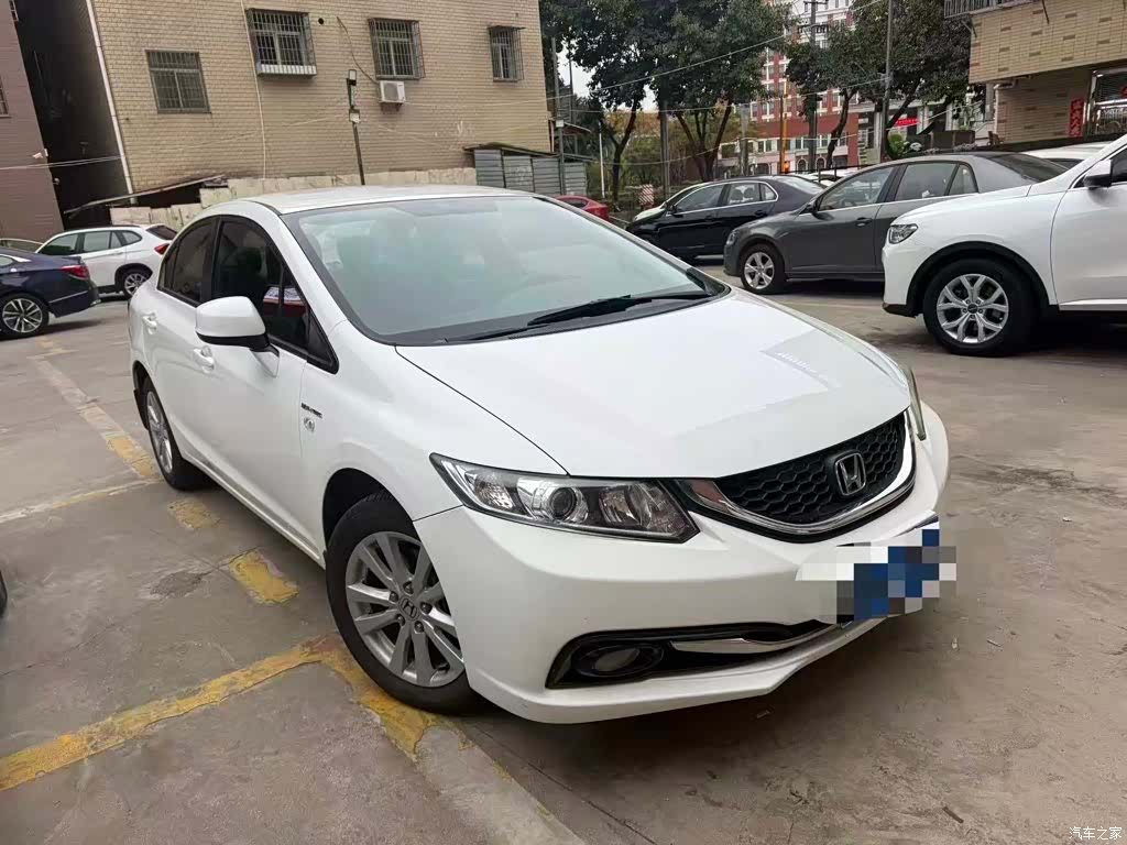 Honda Civic, 2015 3