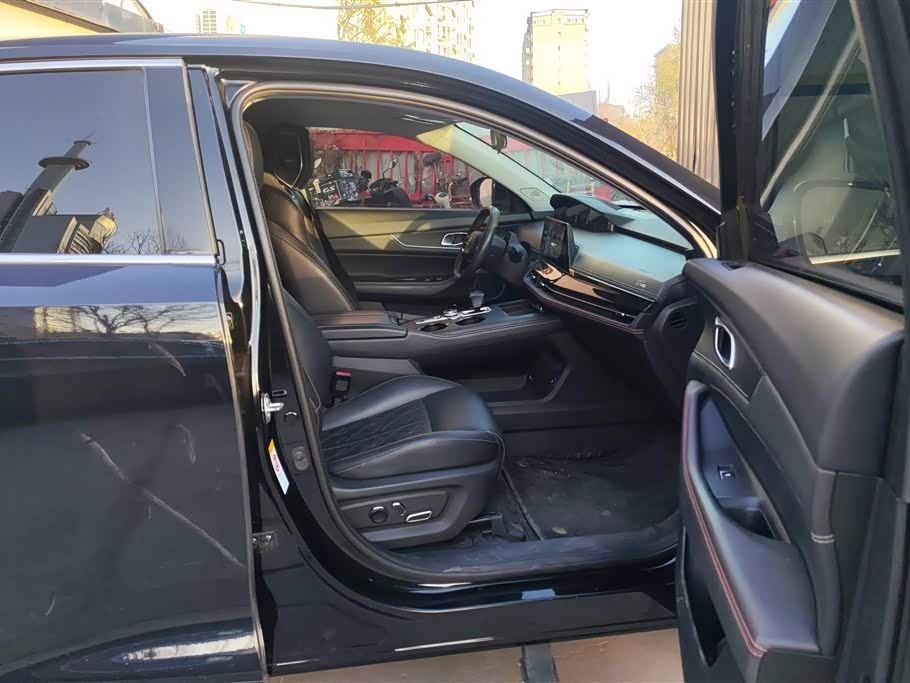 Changan UNI-K Smart iDD