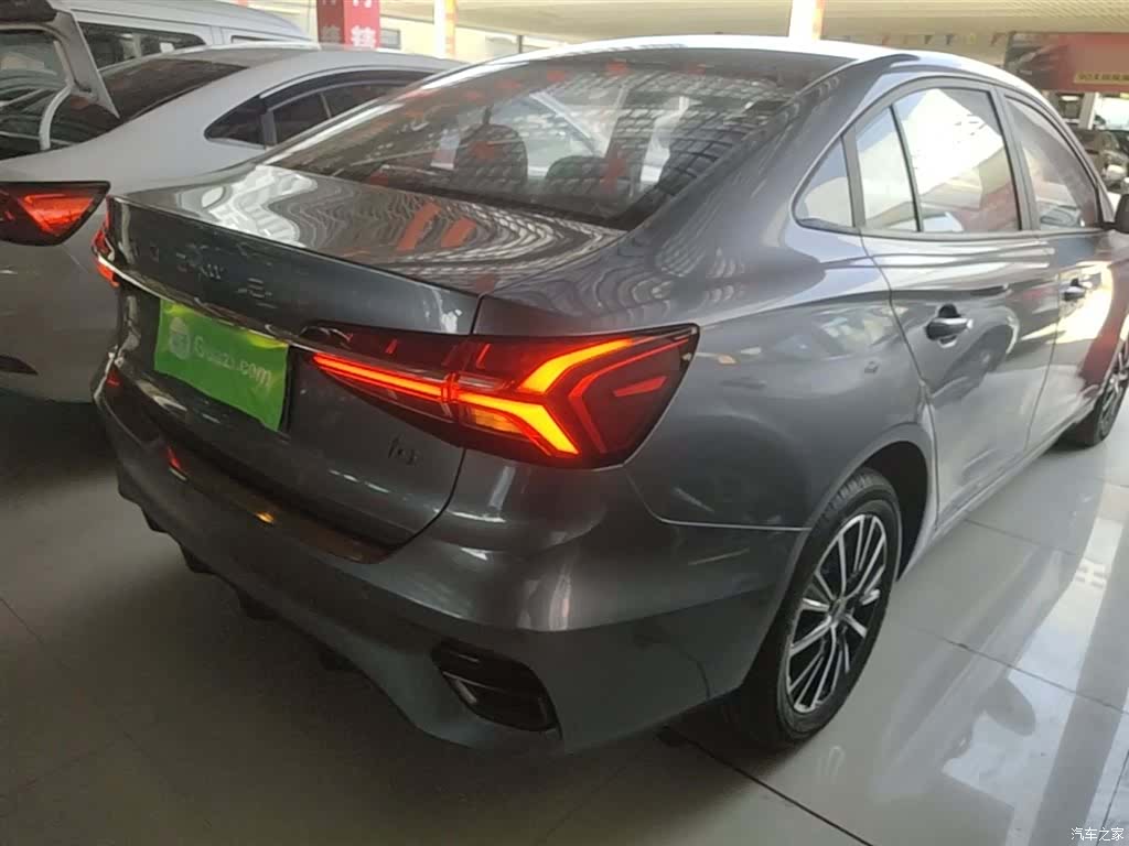Roewe i5, 2022 7