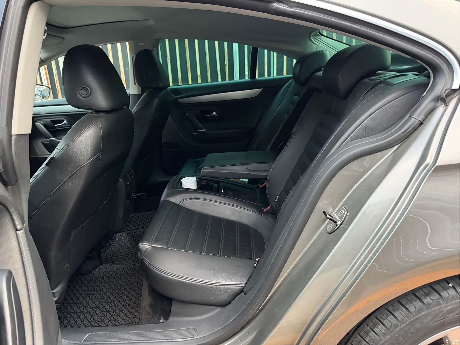 Volkswagen CC, 2011 16