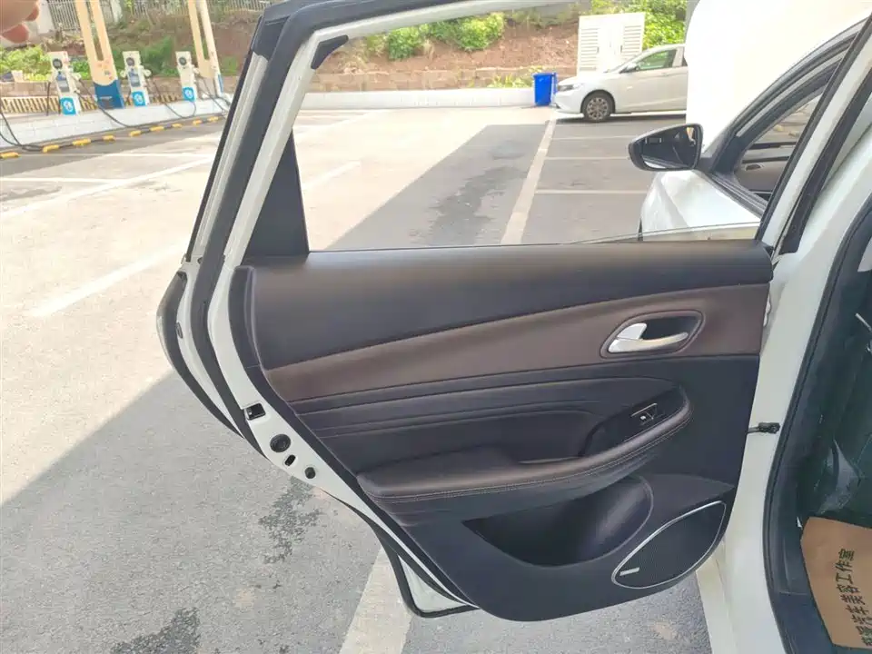 Trumpchi Trumpchi GA4