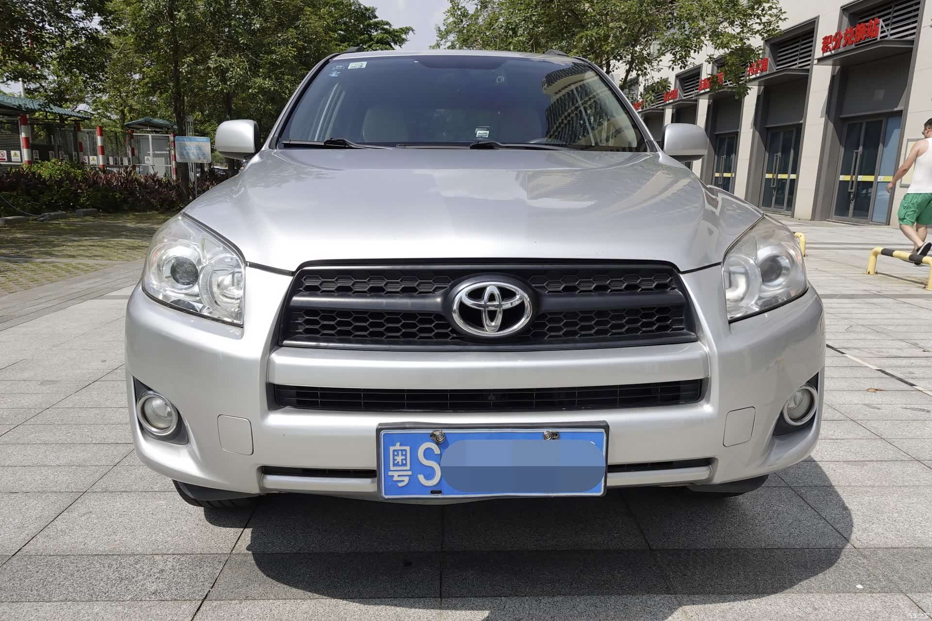 Toyota RAV4, 2012 1