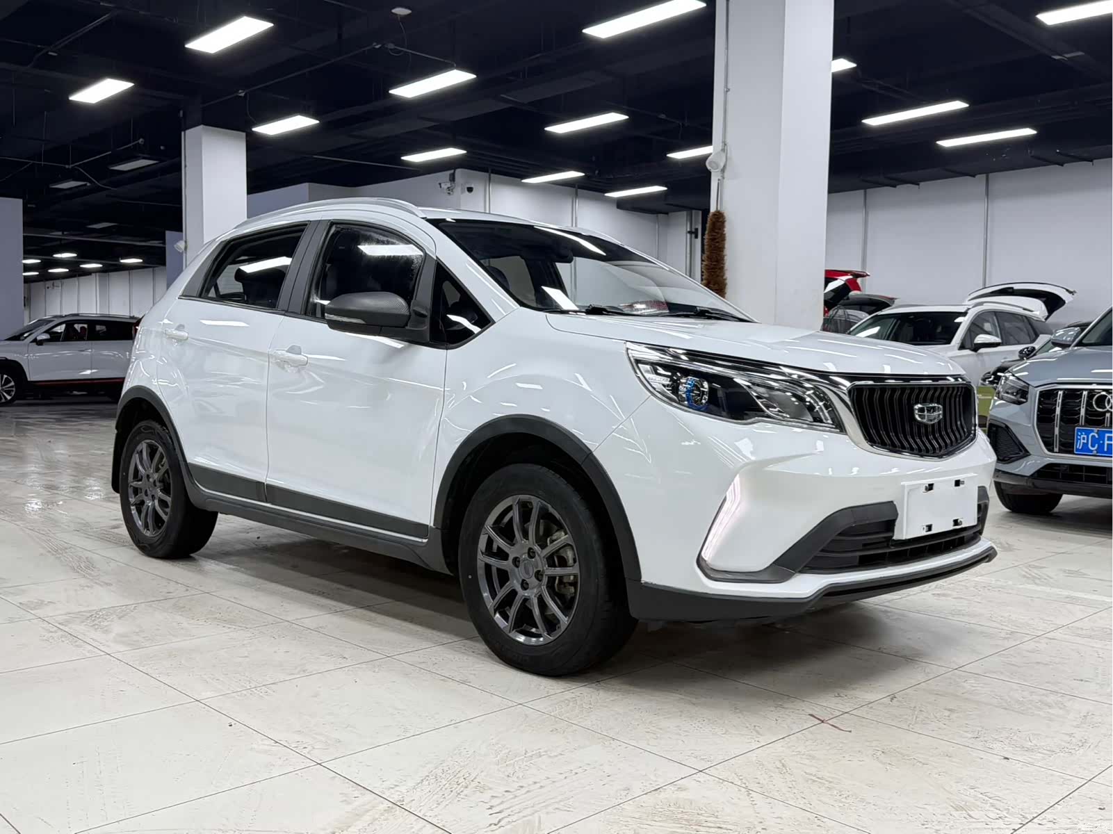 Geely X3, 2022 4