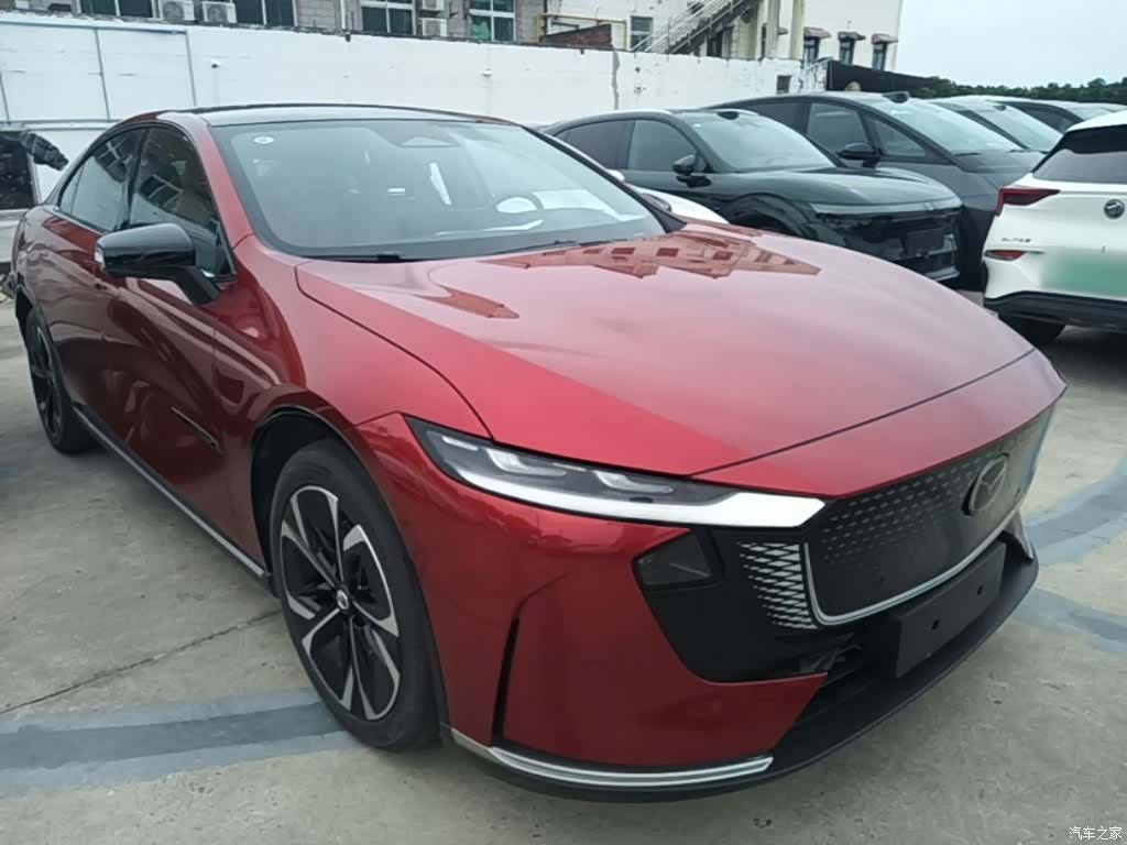 Mazda EZ-6, 2025 4