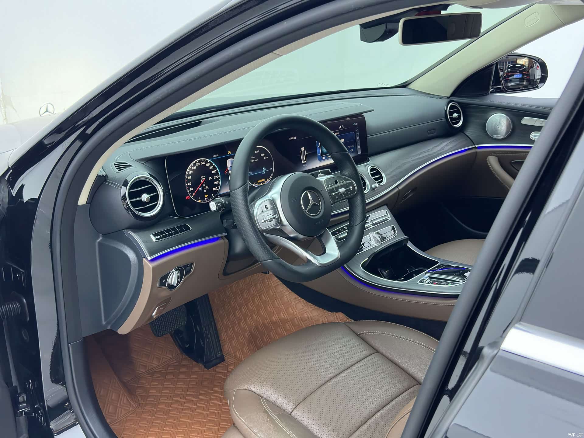Mercedes-Benz E-Class, 2020 4