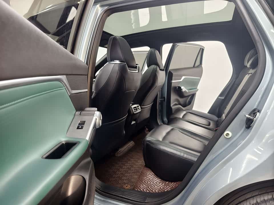 Trumpchi Shadow cool