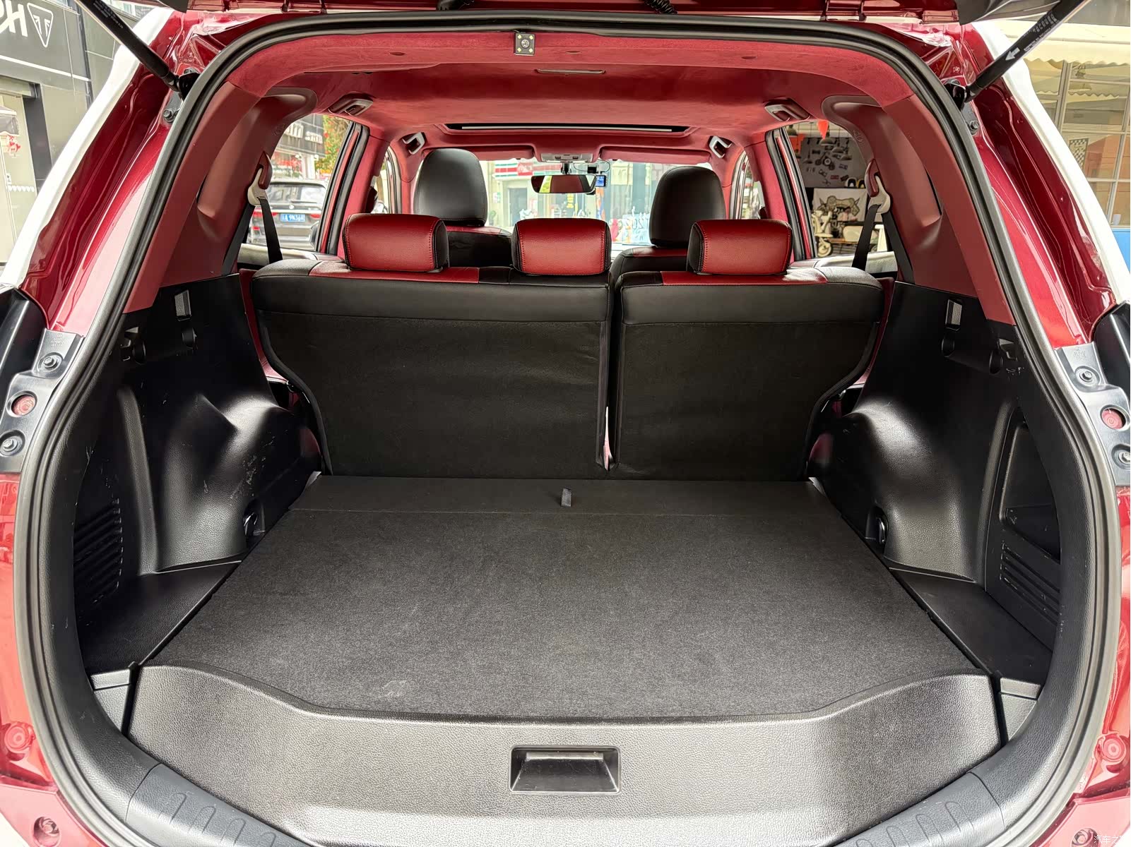 Toyota RAV4, 2019 18