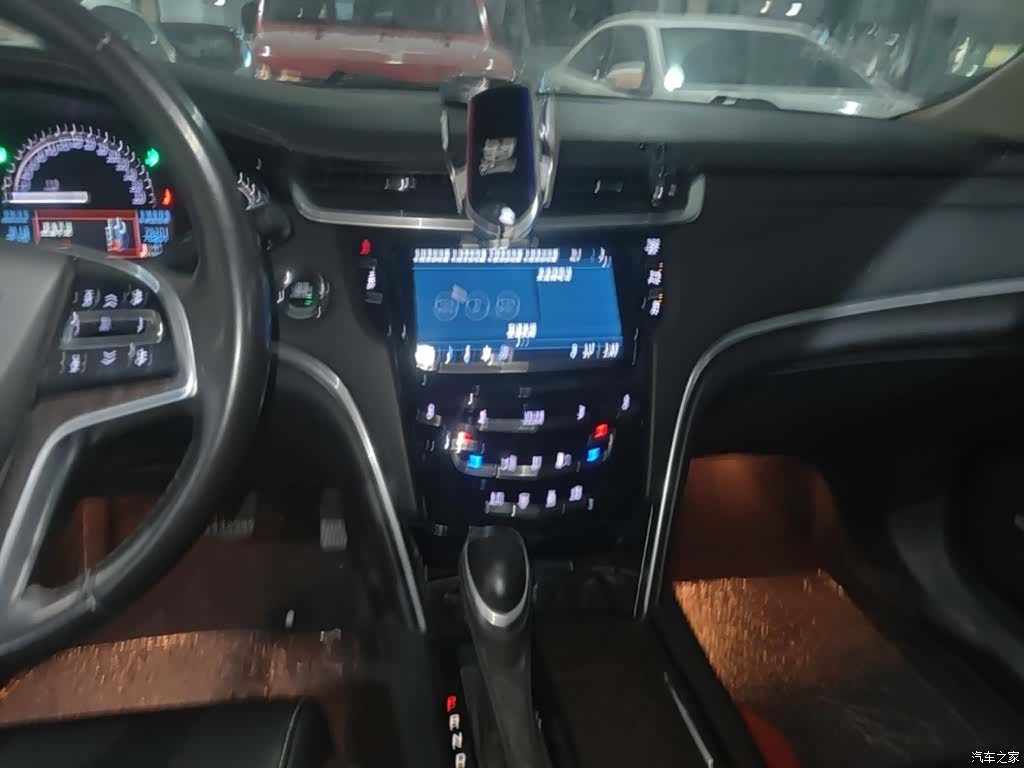 Cadillac XTS, 2019 13