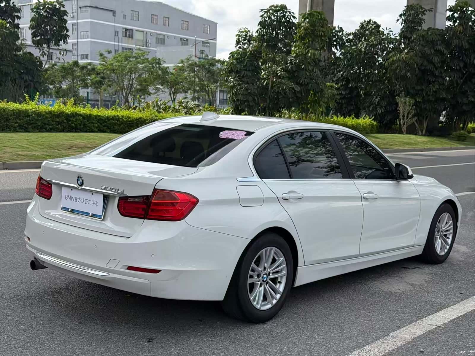 BMW 3 Series, 2015 7