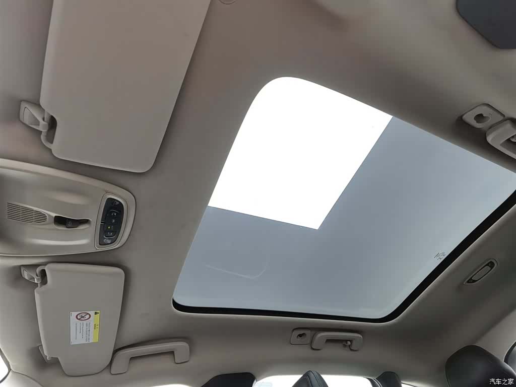 Volvo V40, 2018 14