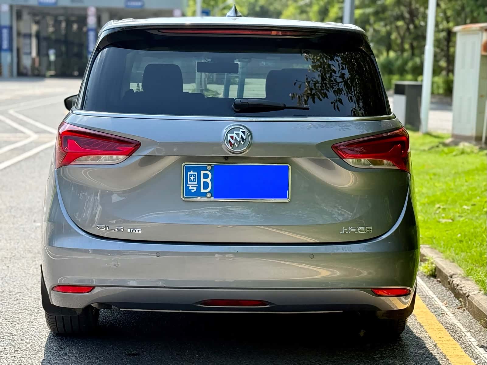 Buick GL6, 2020 4
