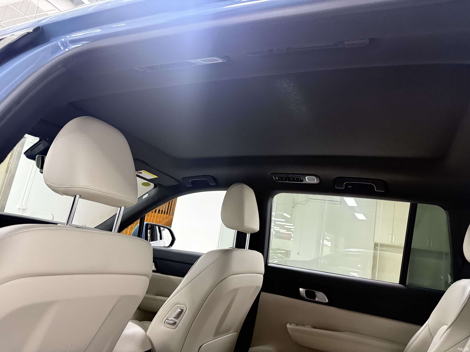 Li Auto ONE, 2022 15