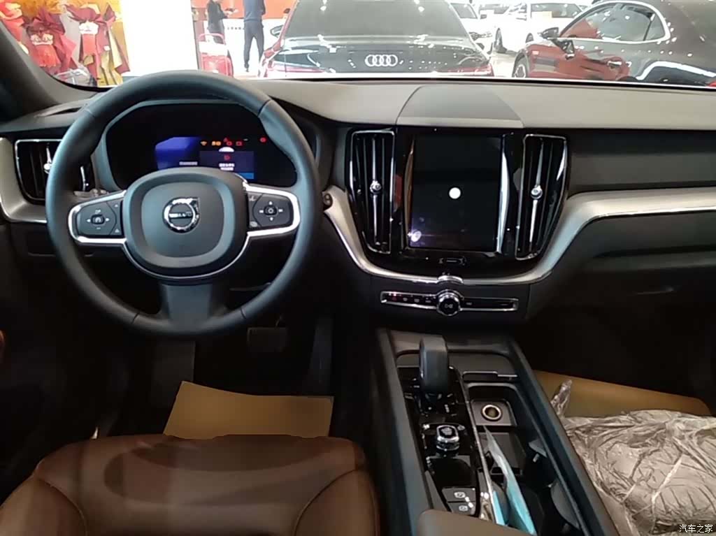 Volvo XC60, 2026 10