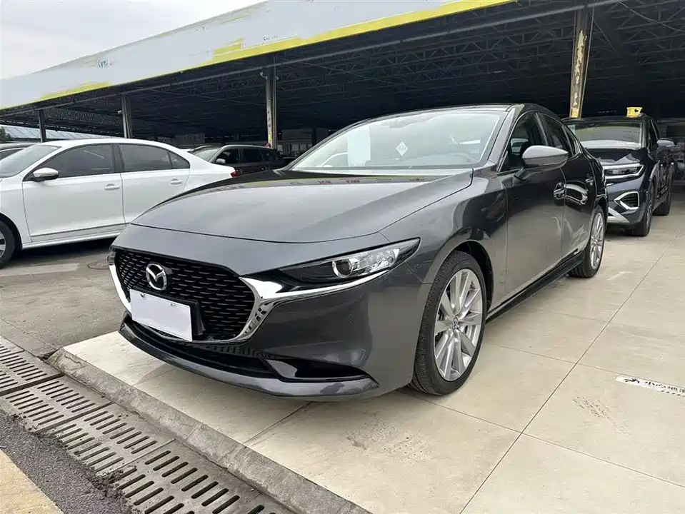 Mazda 3 Angkesaila