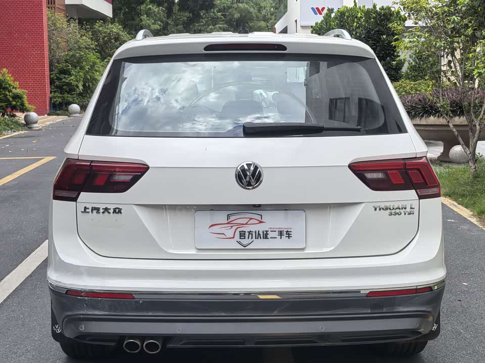Volkswagen Tiguan L