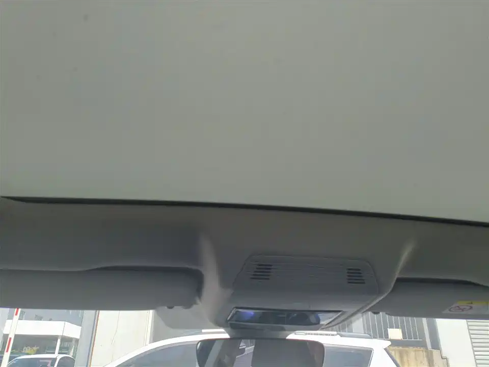 Volkswagen ID.6 CROZZ