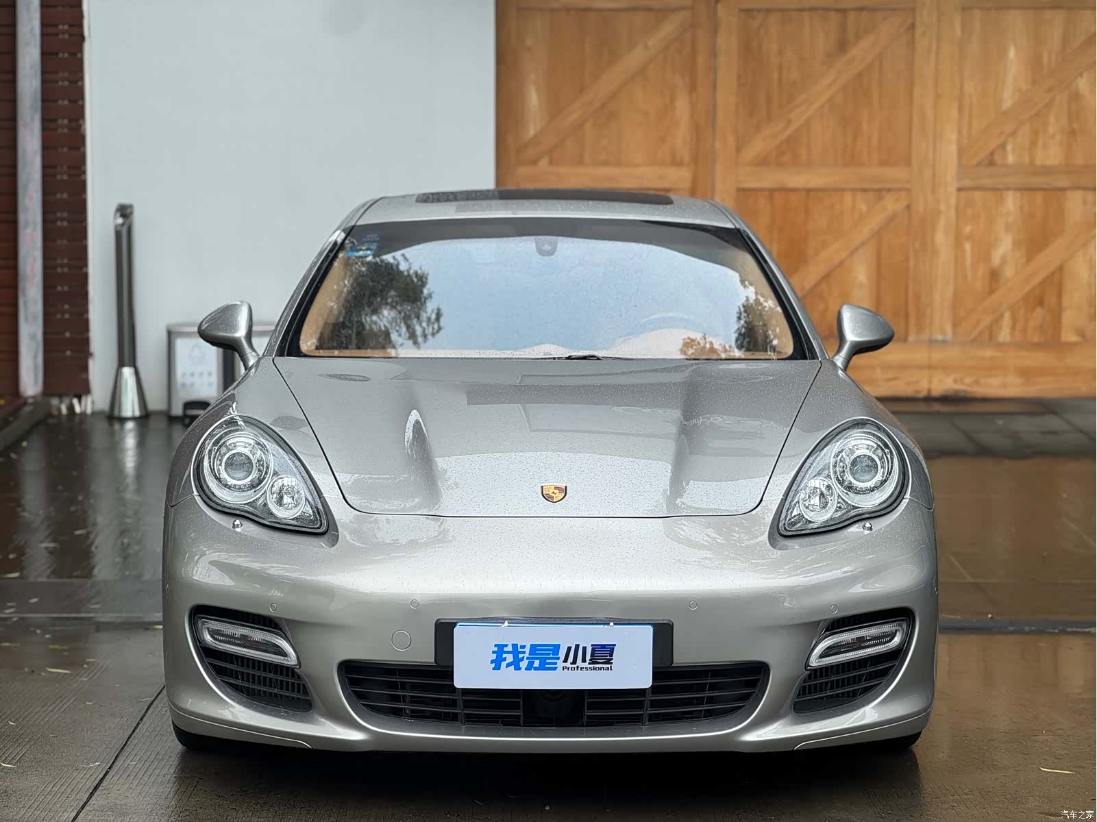 Porsche Panamera, 2010 1
