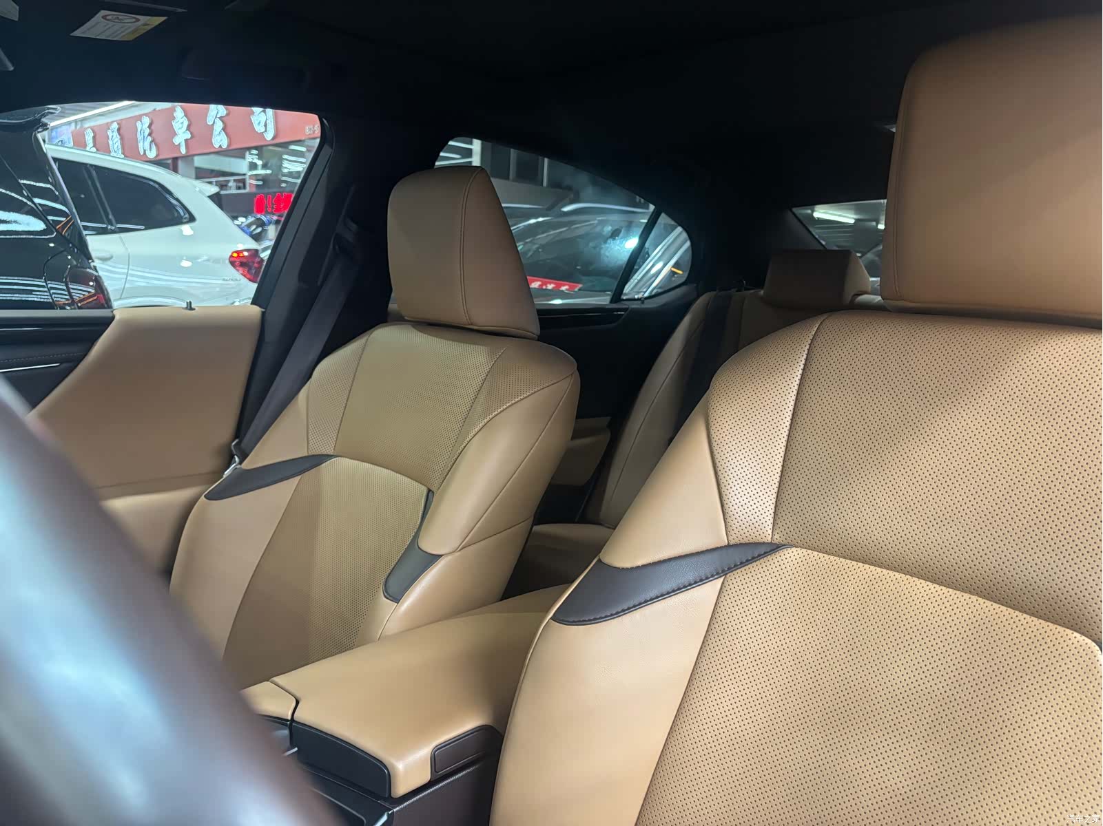 Lexus ES, 2020 17