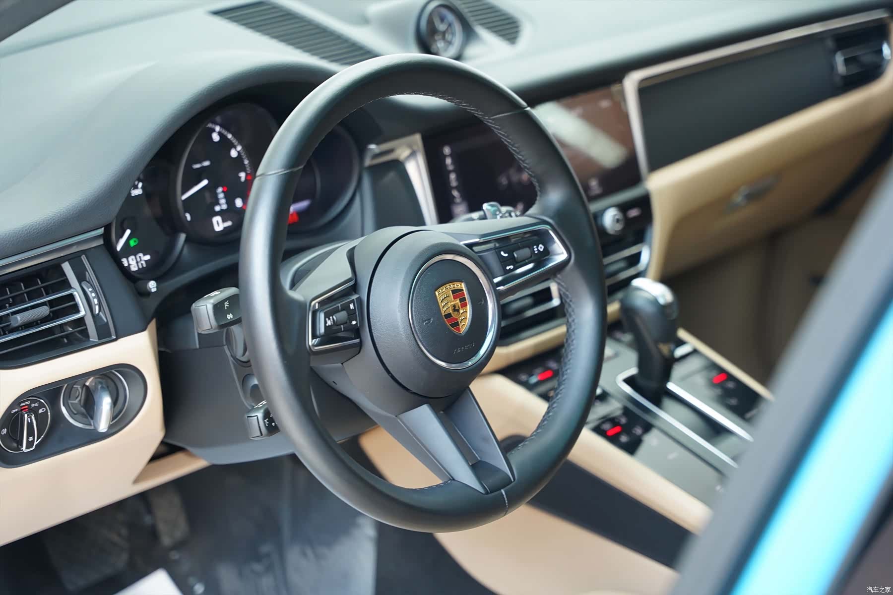 Porsche Macan, 2022 13
