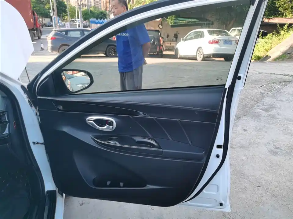 Toyota YARiS L Zhixuan