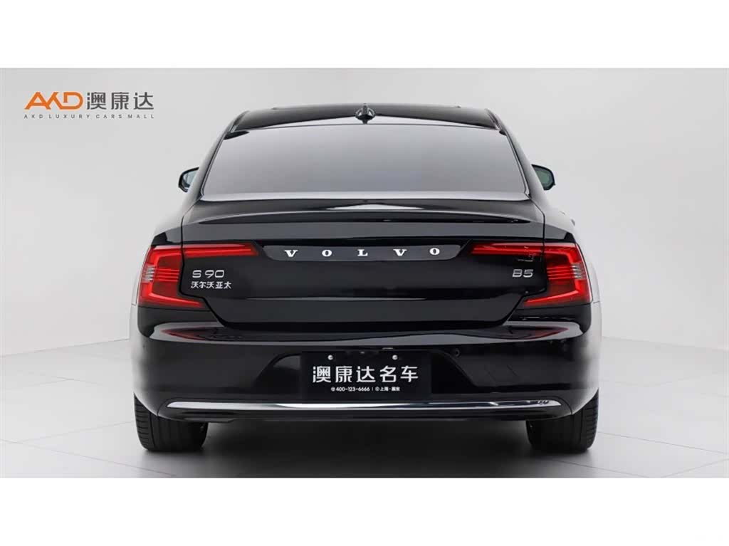 Volvo S90, 2024 4