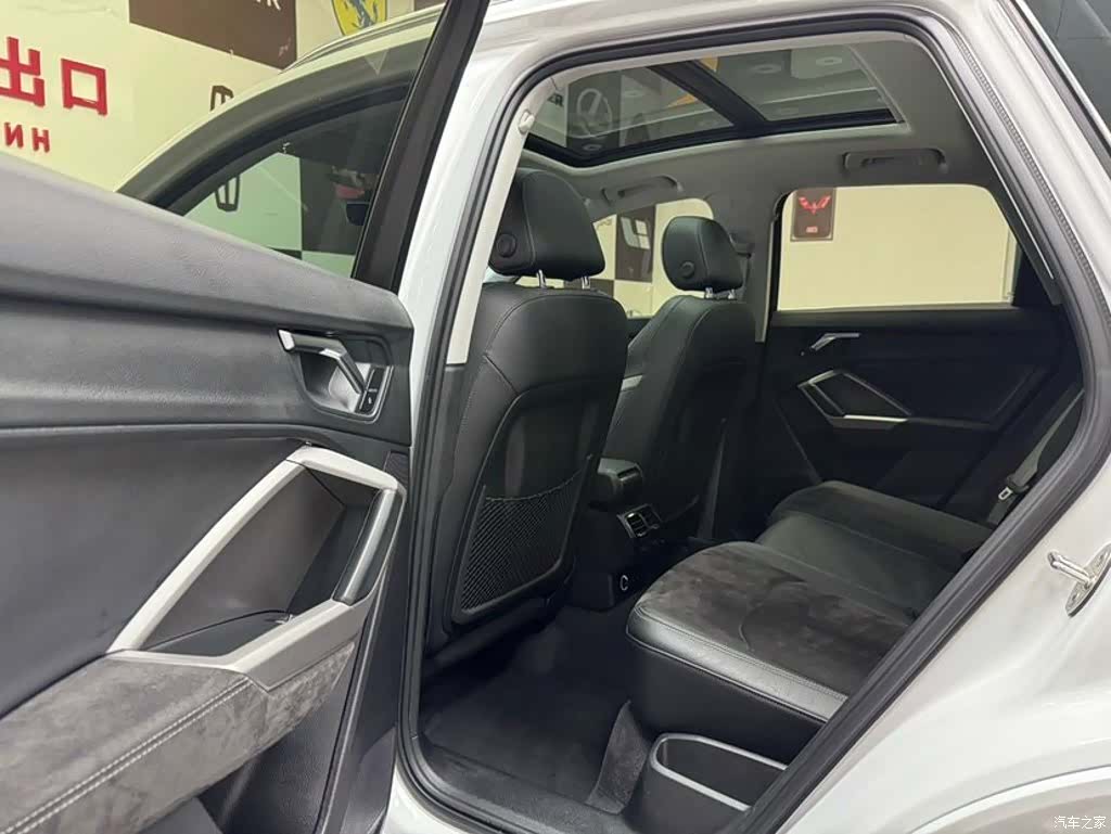 Audi Q3, 2022 8
