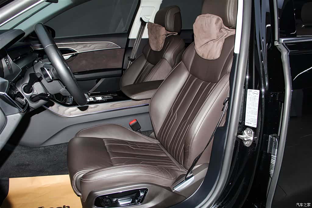 Audi A8L, 2024 18