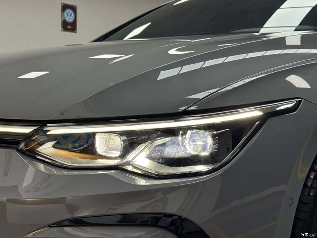 Volkswagen Golf, 2023 21