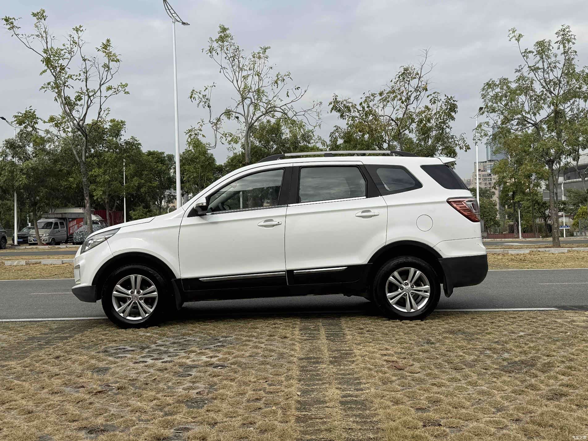 BAIC S3, 2015 16
