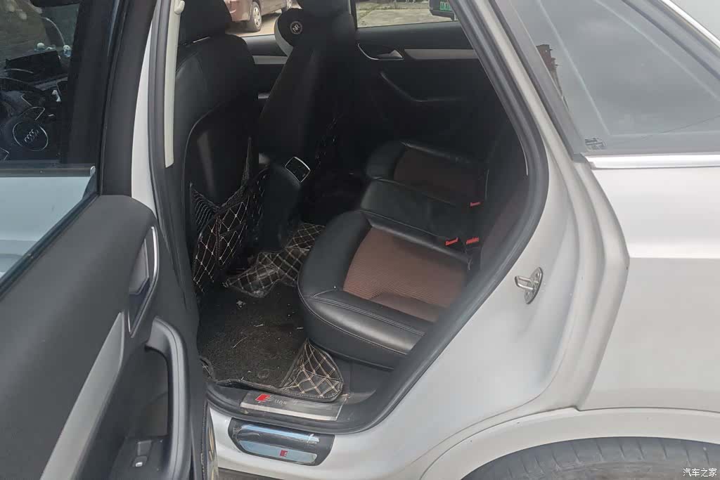 Audi Q3, 2019 11