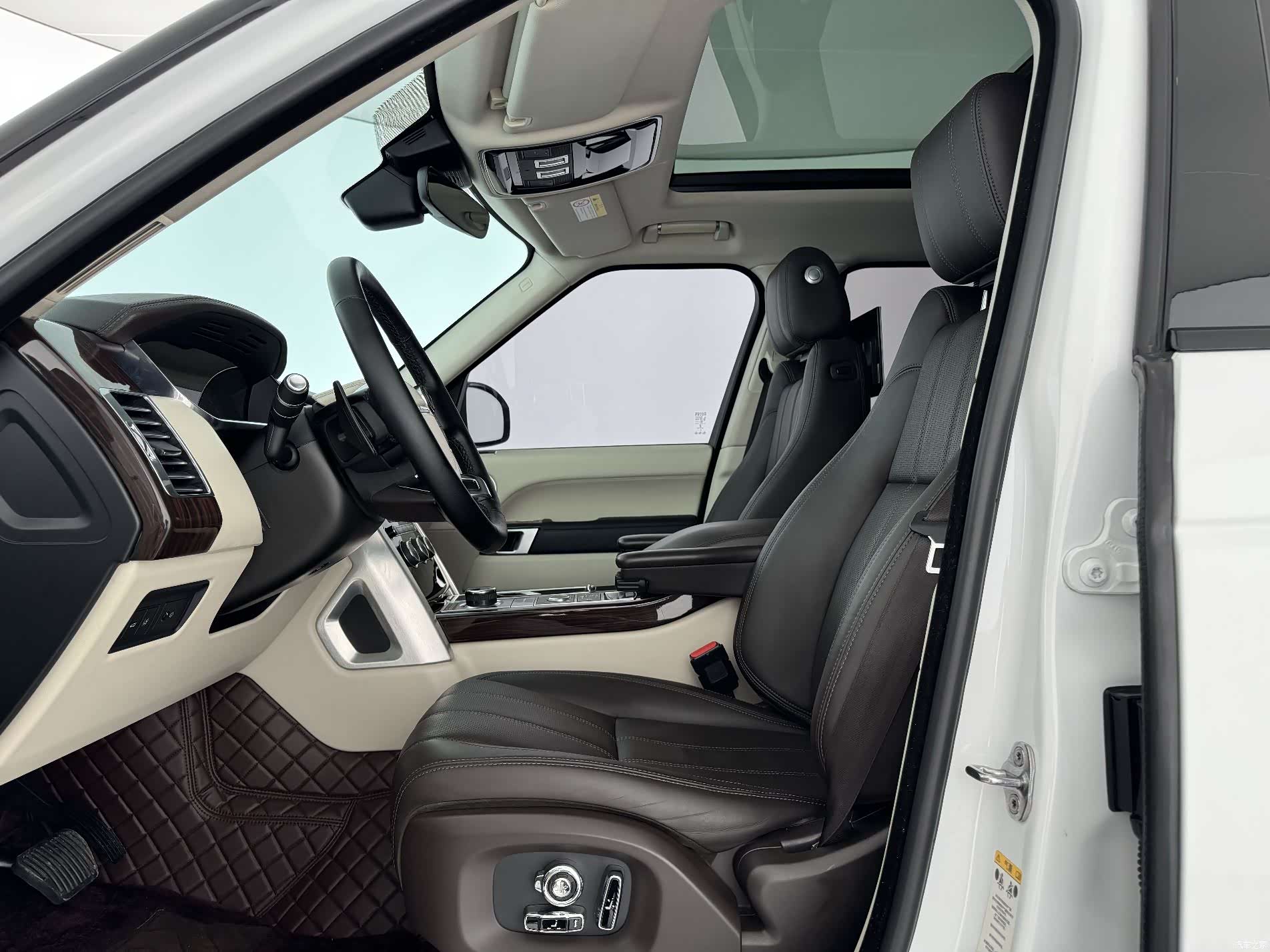 Land Rover Range Rover, 2017 все фото