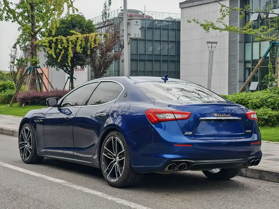 Maserati Ghibli