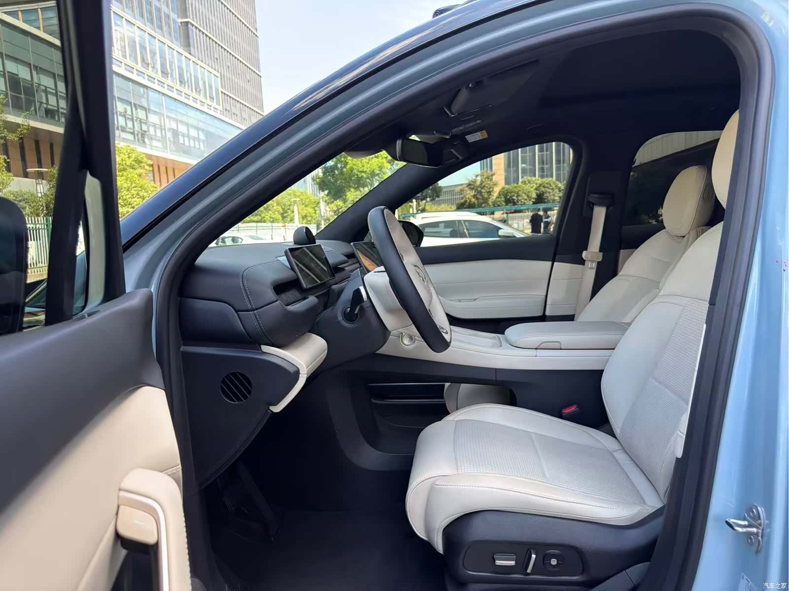 NIO ES6, 2024 9