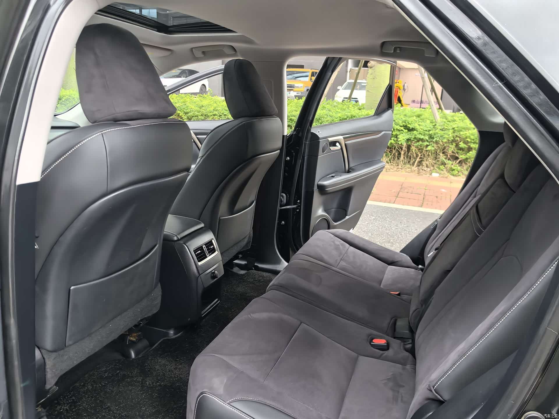 Lexus RX, 2016 11
