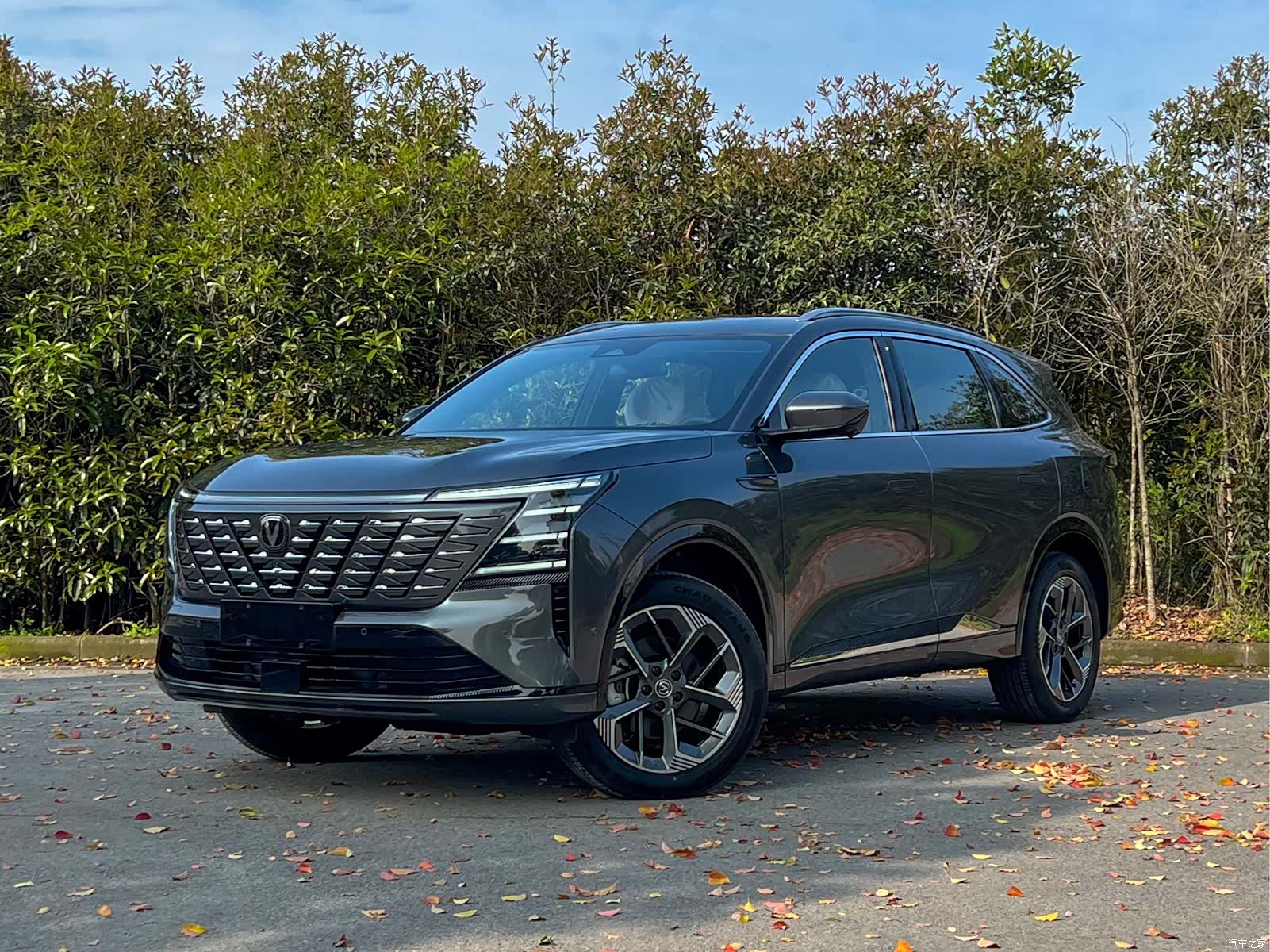 Changan CS75, 2026 1