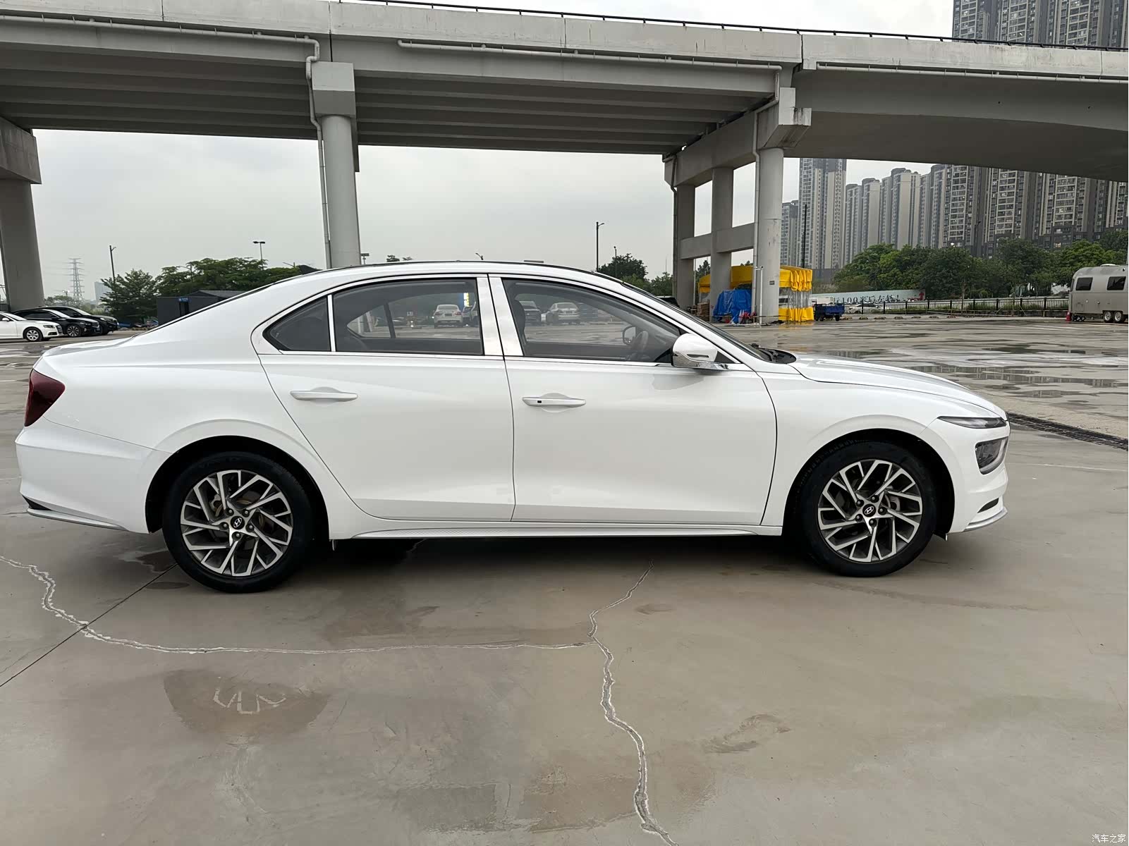 Hyundai GLX, 2022 21