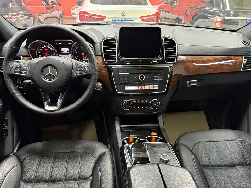 Mercedes-Benz GLS