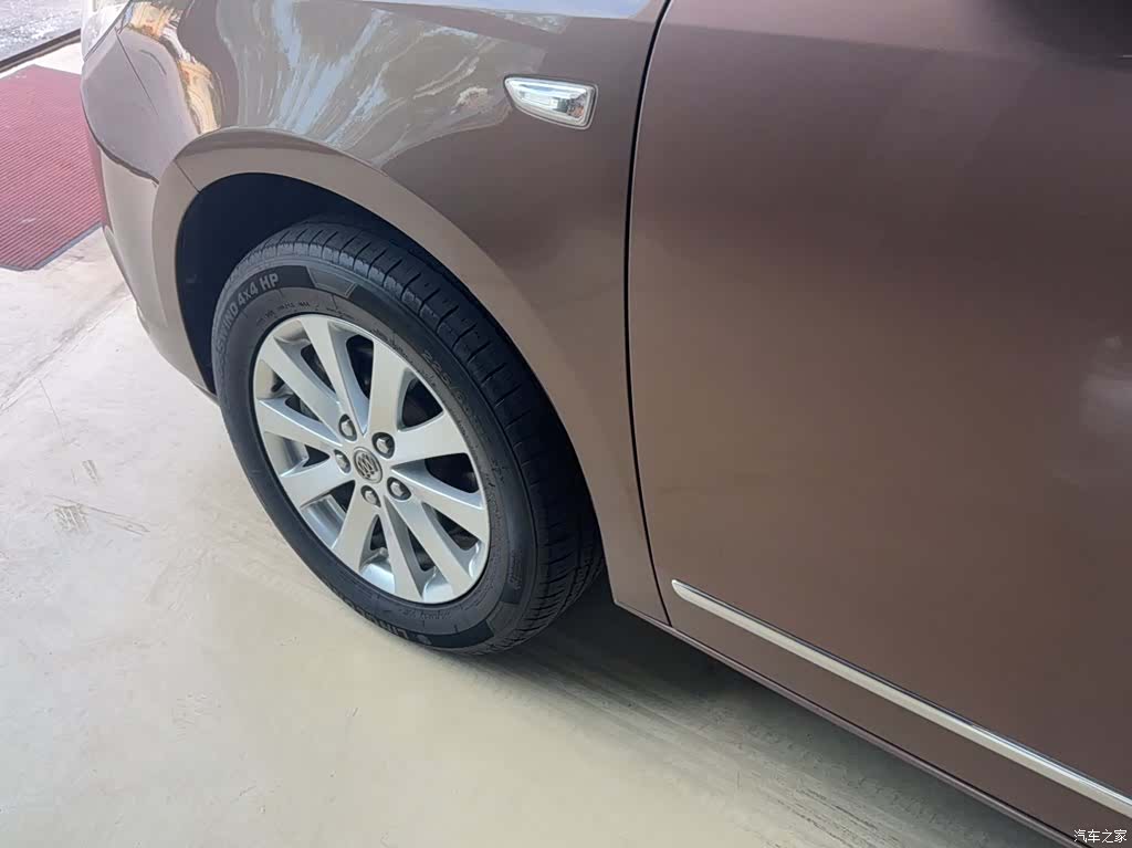 Buick GL8, 2020 9