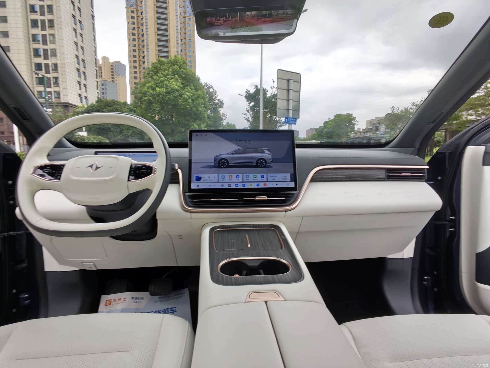 DongFeng eπ008, 2024 6
