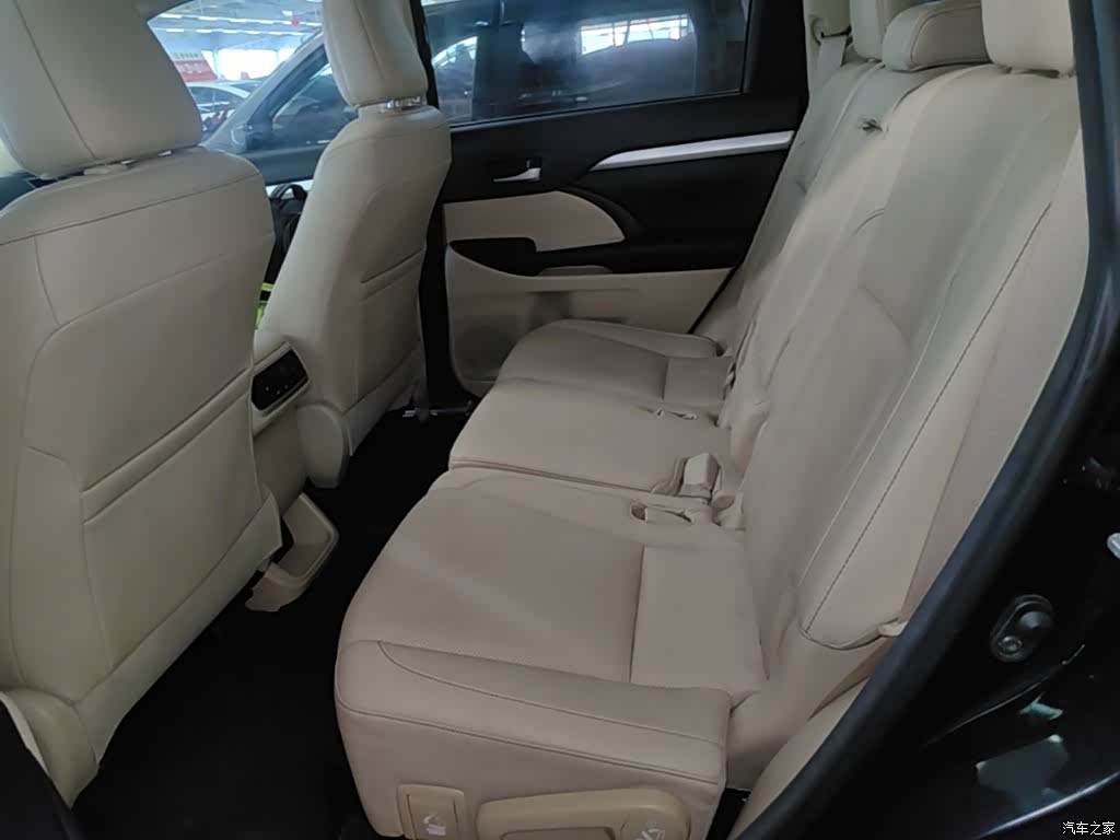 Toyota Highlander, 2016 17