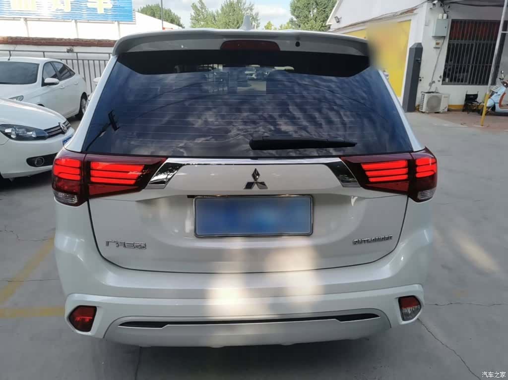 Mitsubishi Outlander, 2022 6