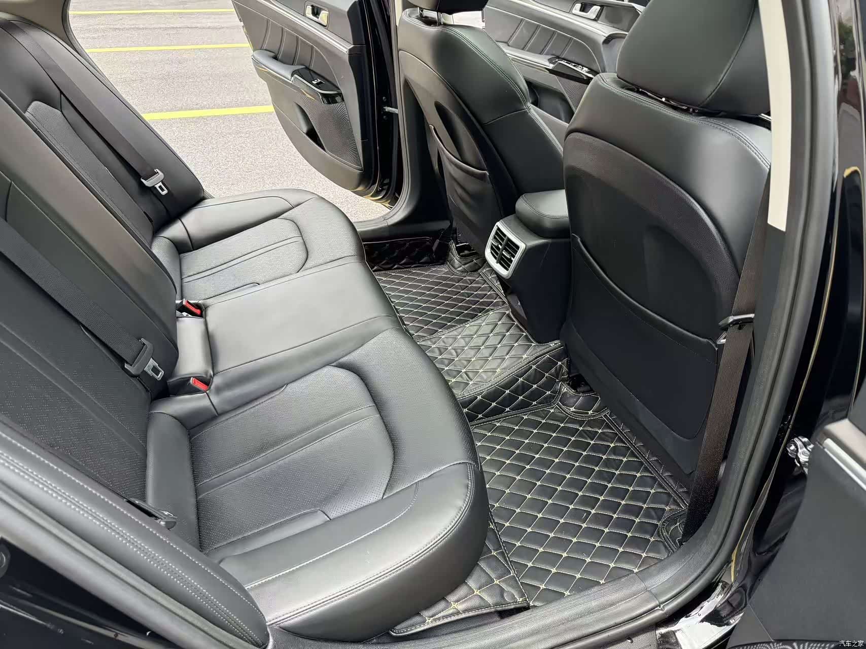 Kia K5, 2022 13