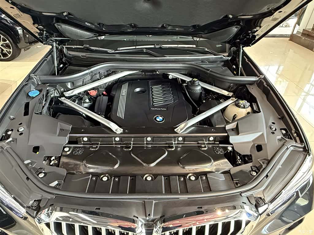 BMW X5, 2021 11