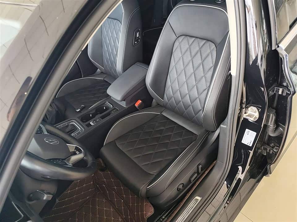 Volkswagen Magotan GTE