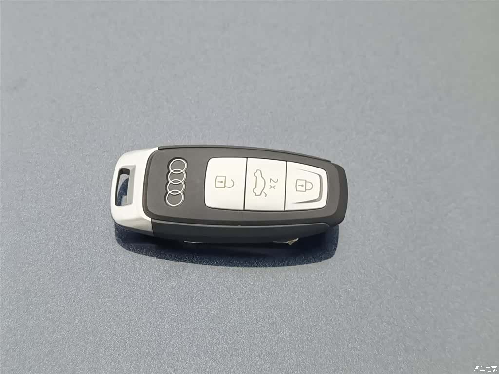 Audi Q4 e-tron, 2023 19