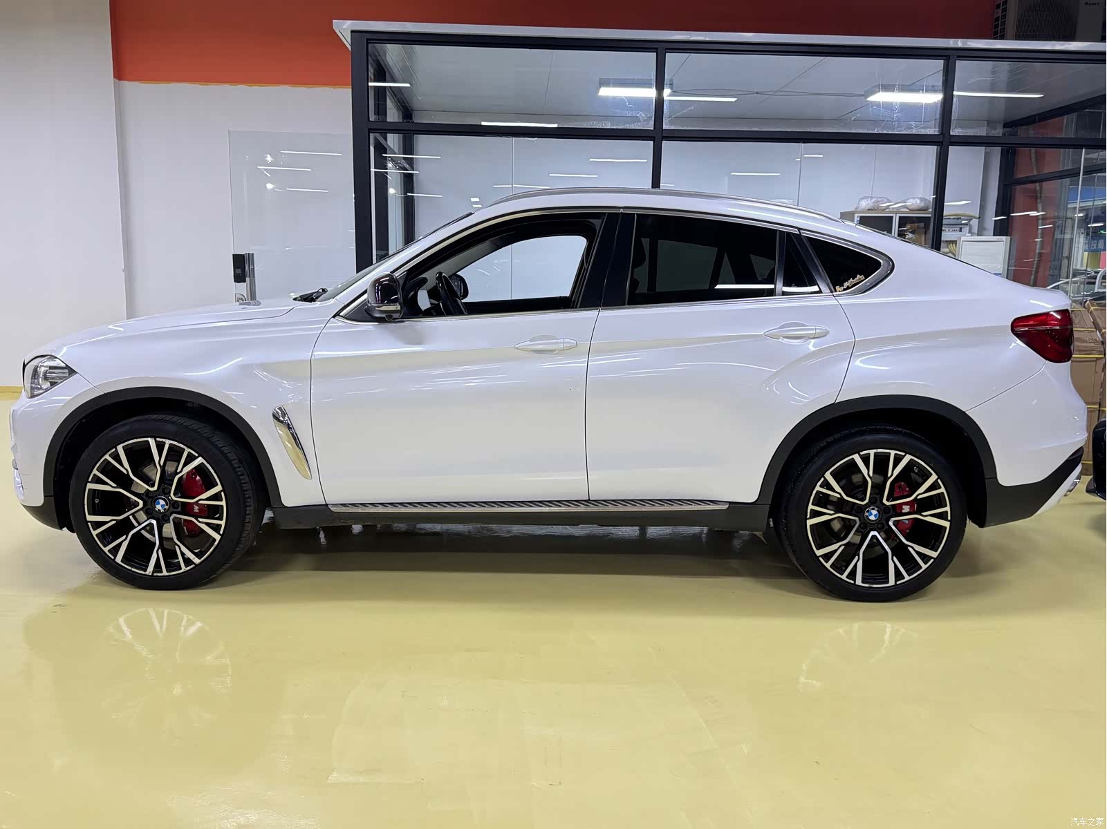 BMW X6, 2019 4