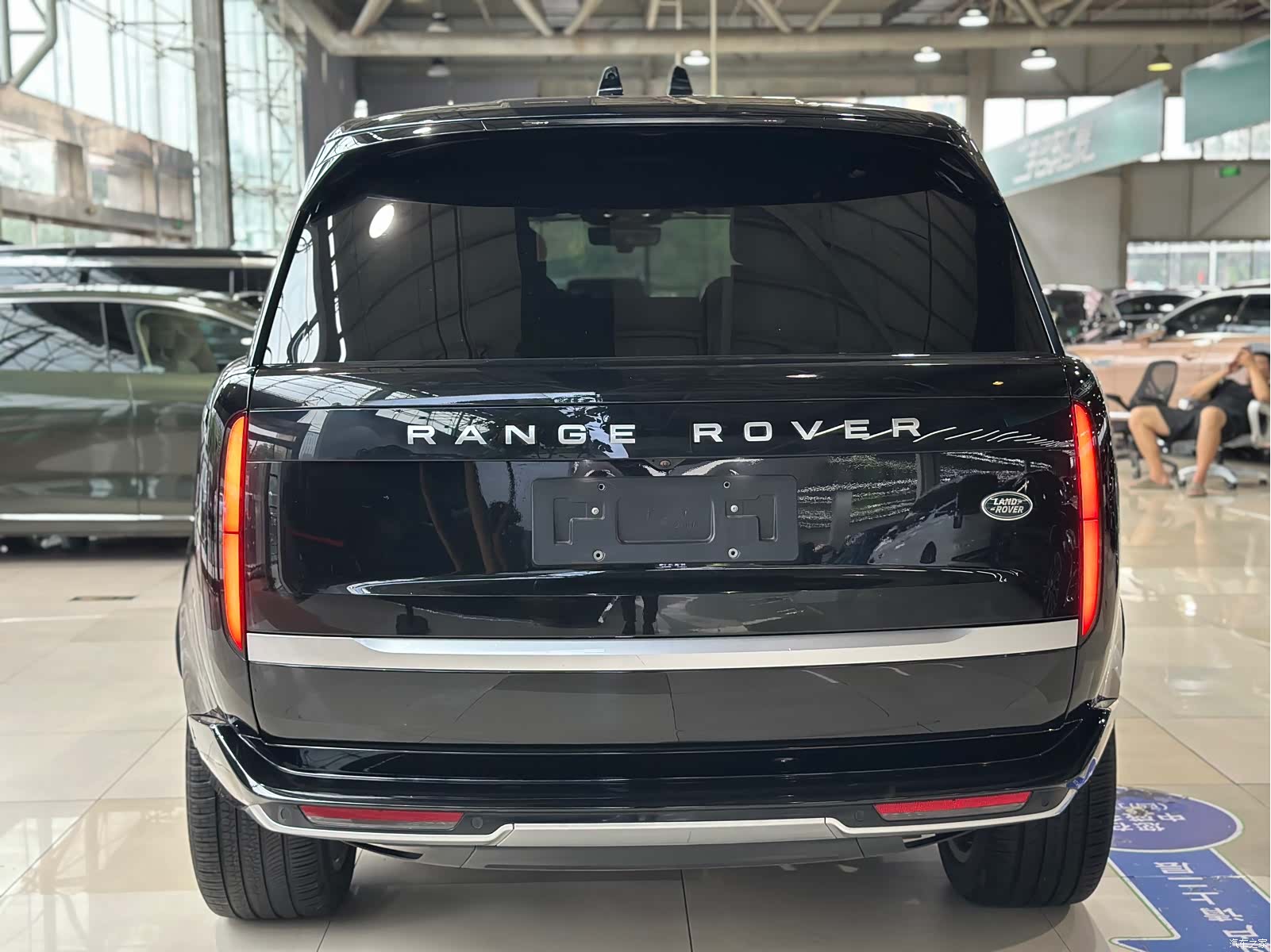 Land Rover Range Rover, 2025 все фото